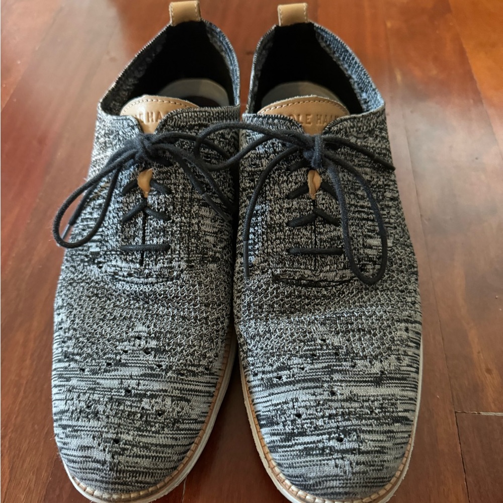 Cole Haan Men’s ZERØGRAND Stitchlite Wingtip Dress Shoe size 13. Gray & Black.